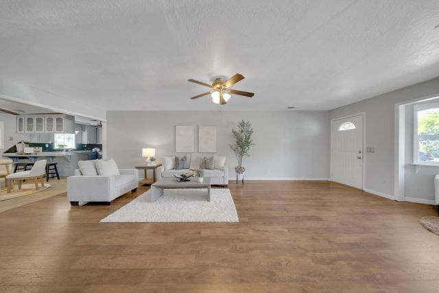 5556 Joan Way, Loomis, CA 95650