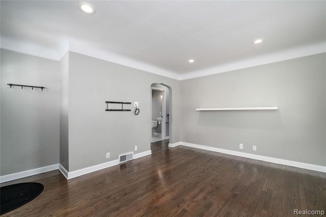 537 Bird Avenue, Birmingham, MI 48009