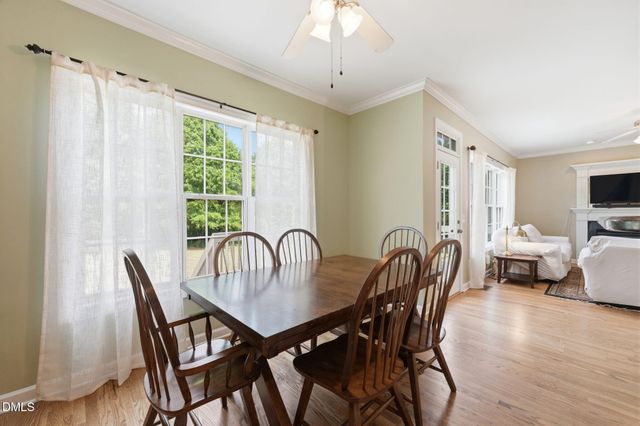 5816 Acorn Knoll Place, Mebane, NC 27302