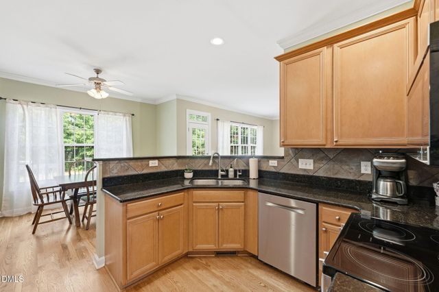 5816 Acorn Knoll Place, Mebane, NC 27302