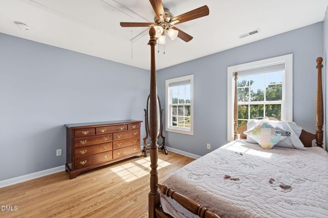 5816 Acorn Knoll Place, Mebane, NC 27302