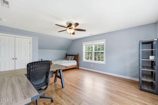 5816 Acorn Knoll Place, Mebane, NC 27302