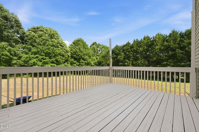 5816 Acorn Knoll Place, Mebane, NC 27302