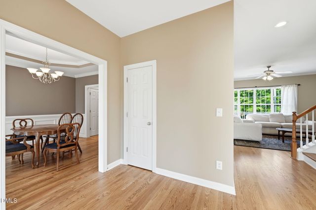 5816 Acorn Knoll Place, Mebane, NC 27302