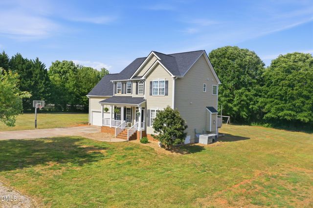 5816 Acorn Knoll Place, Mebane, NC 27302