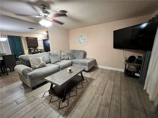 6049 Orms Dr, Corpus Christi, TX 78412