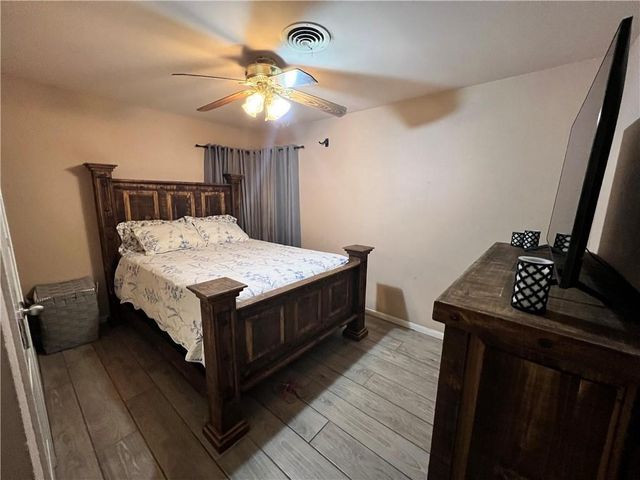6049 Orms Dr, Corpus Christi, TX 78412