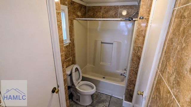 955 Hollywood Drive, Hinesville, GA 31313