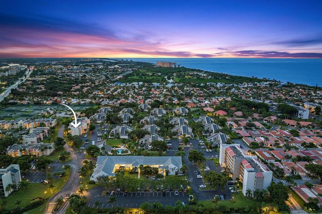 1605 S US Highway V6-104, Jupiter, FL 33477