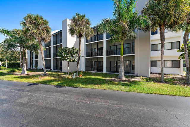1605 S US Highway V6-104, Jupiter, FL 33477
