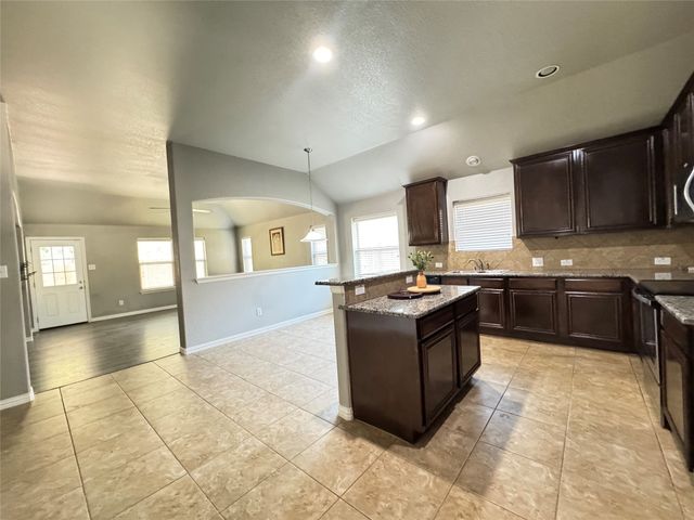 6440 Parkstone Way, Dallas, TX 75249