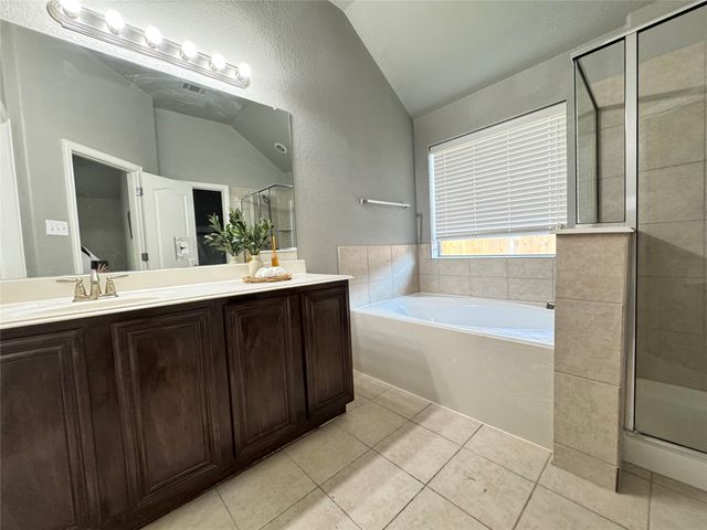 6440 Parkstone Way, Dallas, TX 75249