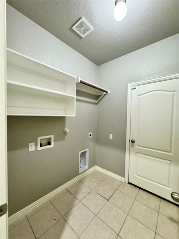 6440 Parkstone Way, Dallas, TX 75249