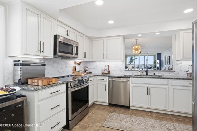 300 S Sykes Creek Parkway 201, Merritt Island, FL 32952