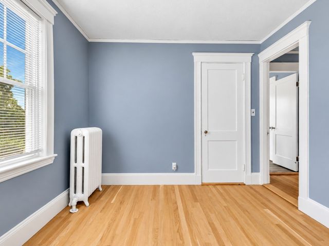 48 Hawthorn Rd, Milton, MA 02186