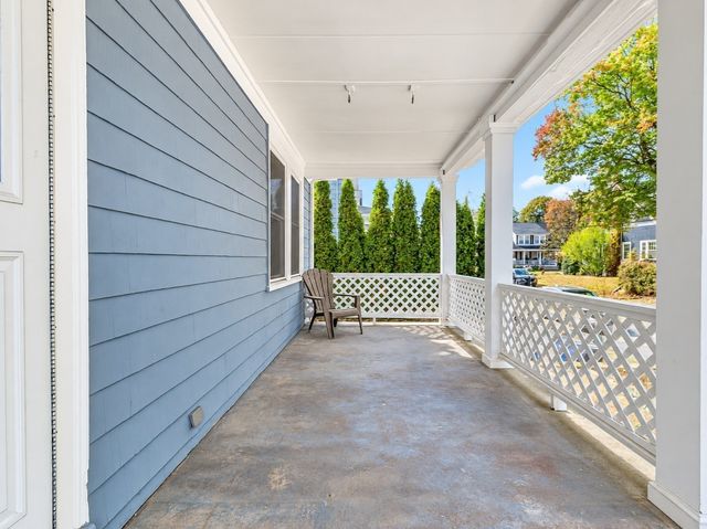 48 Hawthorn Rd, Milton, MA 02186