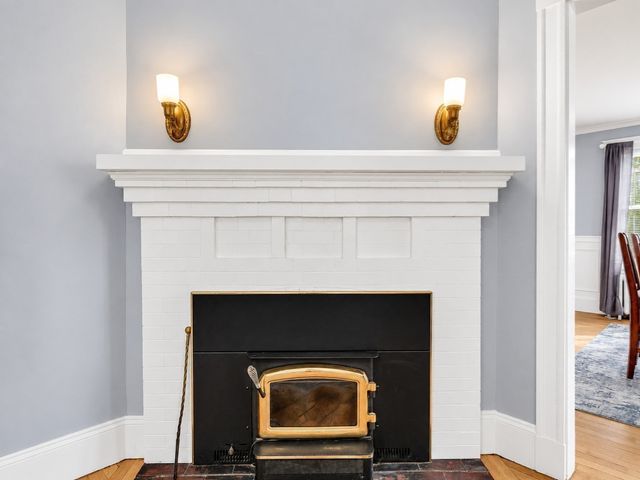48 Hawthorn Rd, Milton, MA 02186