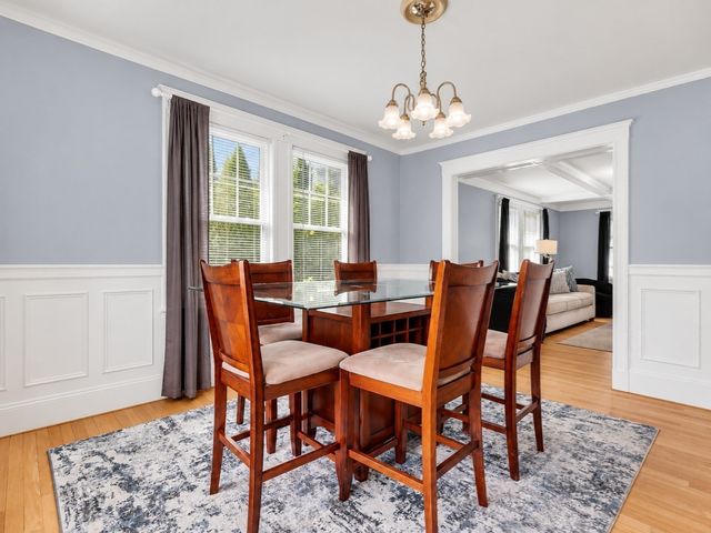 48 Hawthorn Rd, Milton, MA 02186