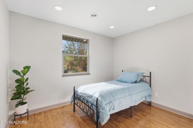 6500 Westside Drive, Knoxville, TN 37909