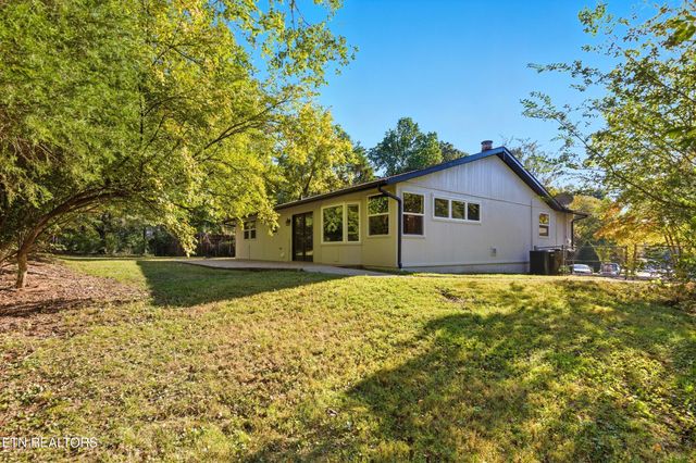 6500 Westside Drive, Knoxville, TN 37909