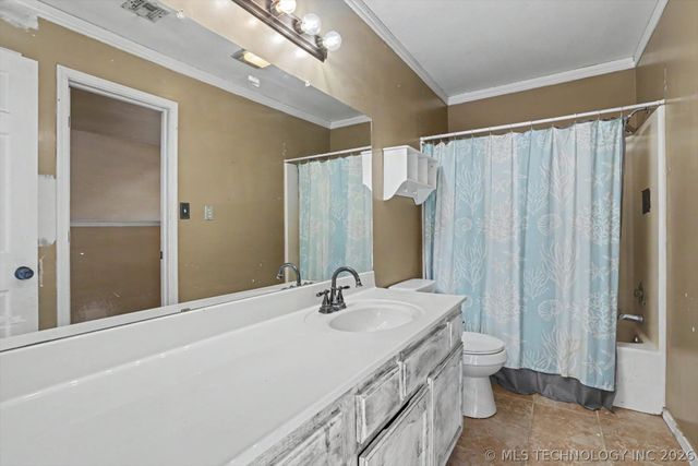 813 E Indianapolis Street, Broken Arrow, OK 74012