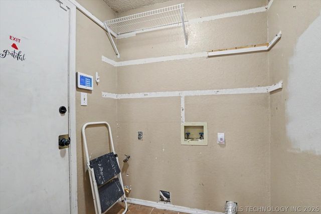 813 E Indianapolis Street, Broken Arrow, OK 74012