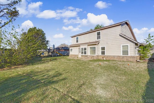 813 E Indianapolis Street, Broken Arrow, OK 74012