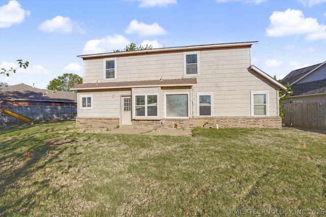 813 E Indianapolis Street, Broken Arrow, OK 74012