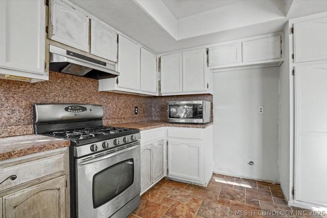 813 E Indianapolis Street, Broken Arrow, OK 74012