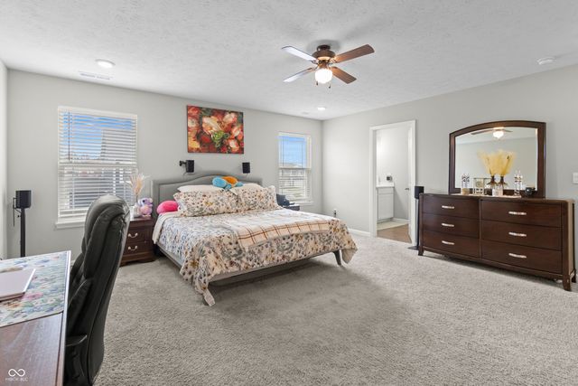 5839 Altar Bell Circle, Greenwood, IN 46143