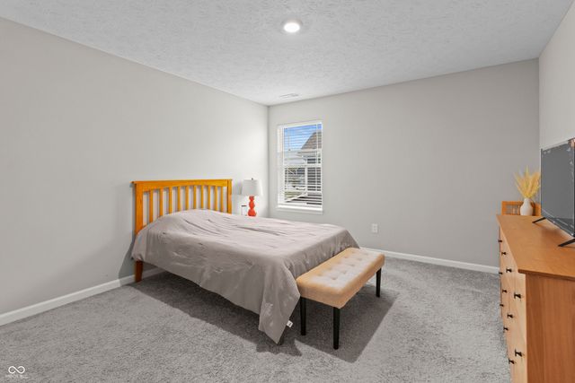 5839 Altar Bell Circle, Greenwood, IN 46143