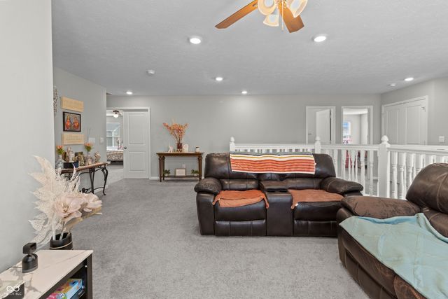 5839 Altar Bell Circle, Greenwood, IN 46143