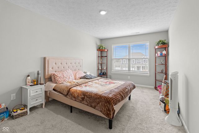 5839 Altar Bell Circle, Greenwood, IN 46143