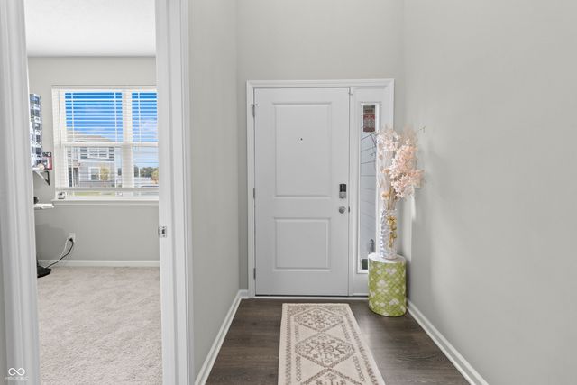 5839 Altar Bell Circle, Greenwood, IN 46143