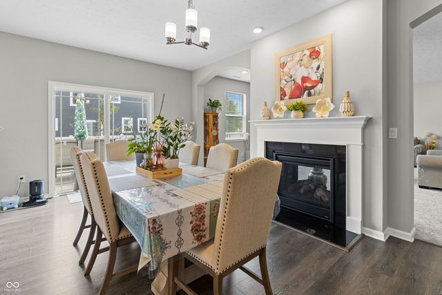 5839 Altar Bell Circle, Greenwood, IN 46143