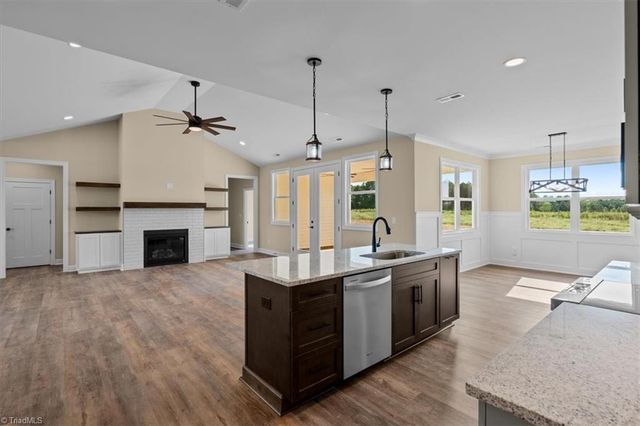 132 GreenHill Road, Mocksville, NC 27028