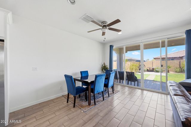 2300 E RIDGEWOOD Lane, Gilbert, AZ 85298