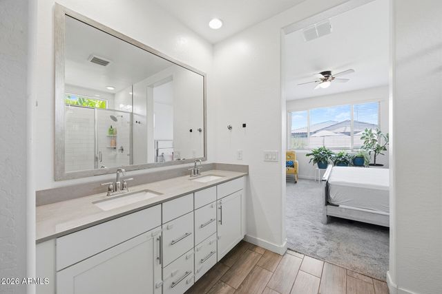 2300 E RIDGEWOOD Lane, Gilbert, AZ 85298