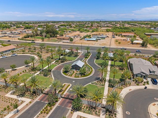2300 E RIDGEWOOD Lane, Gilbert, AZ 85298