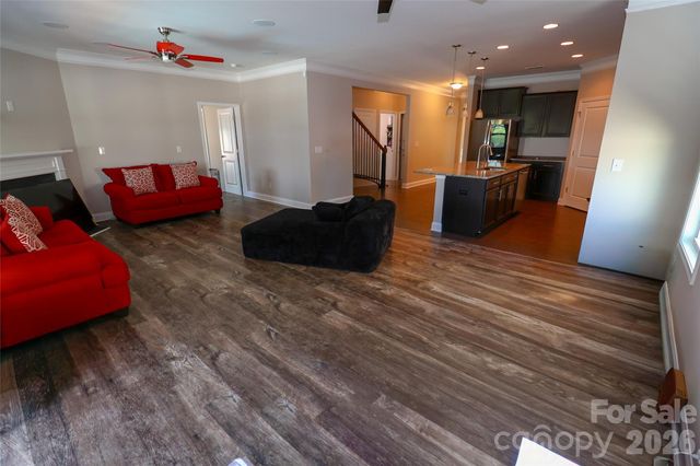 109 E Americana Drive, Mooresville, NC 28115