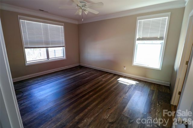 109 E Americana Drive, Mooresville, NC 28115