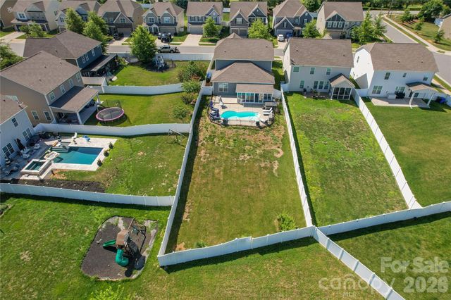 109 E Americana Drive, Mooresville, NC 28115