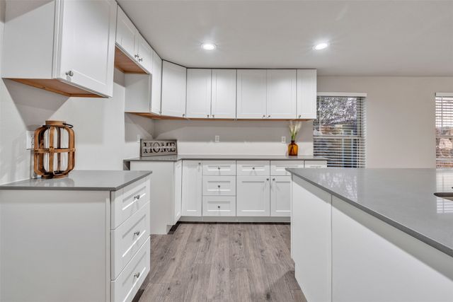 1014 W Archer Street, Jacksboro, TX 76458