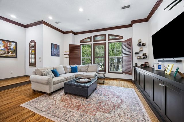 402 Roy Street, Houston, TX 77007