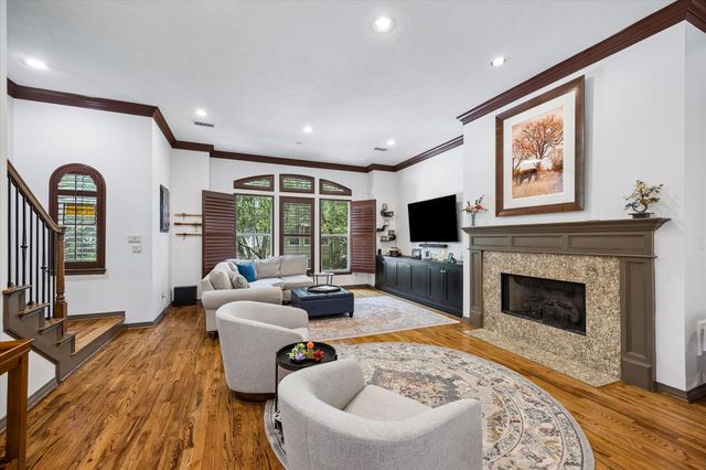 402 Roy Street, Houston, TX 77007