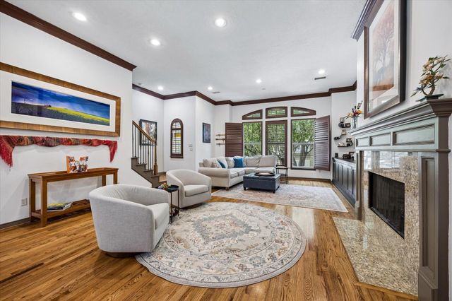 402 Roy Street, Houston, TX 77007