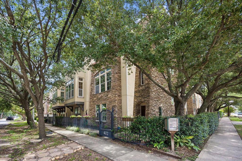 402 Roy Street, Houston, TX 77007