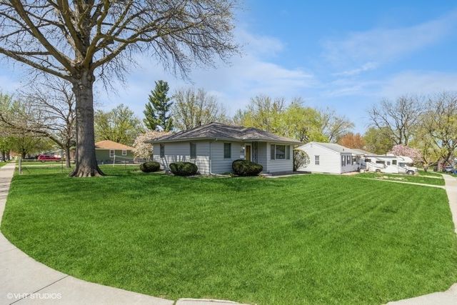 4000 36th Place, Des Moines, IA 50310