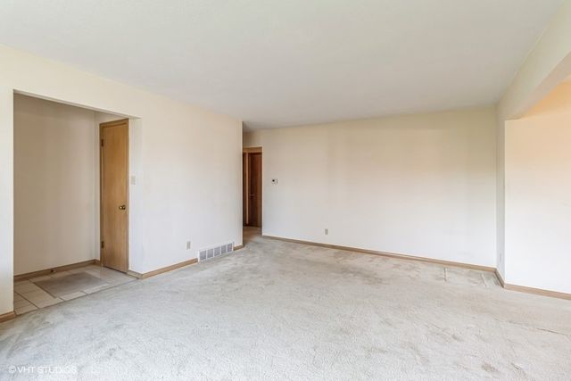 4000 36th Place, Des Moines, IA 50310