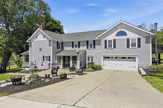 2976 Henderson Road, Mt Pleasant Twp, PA 15301